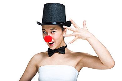 恐怖射击游戏《月之深渊》发布科隆角色介绍预告